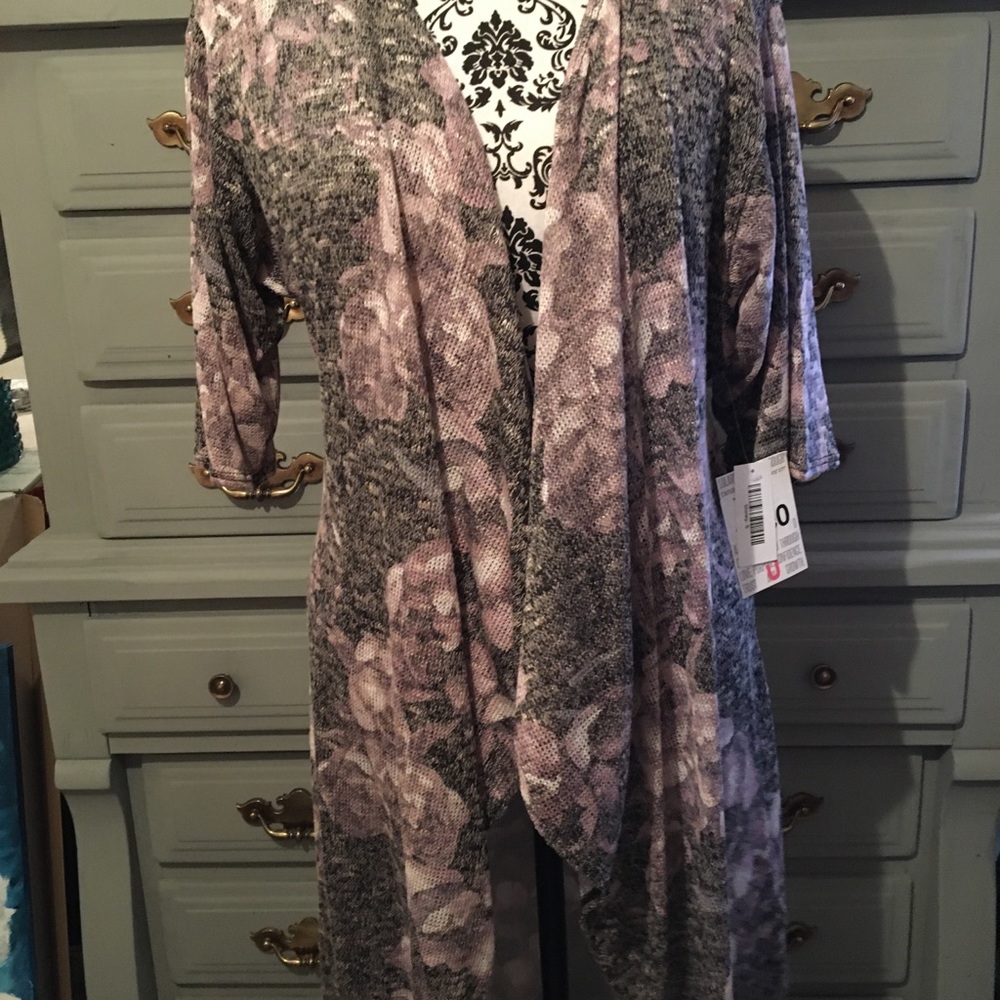 Small Lularoe Shirley